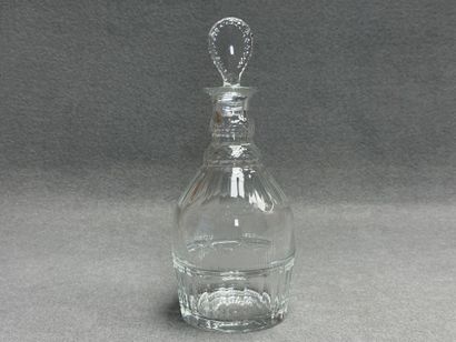 Grande carafe en cristal.
H: 33 cm.