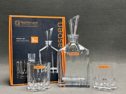 Carafe et deux verres à whisky en cristal
Dans...