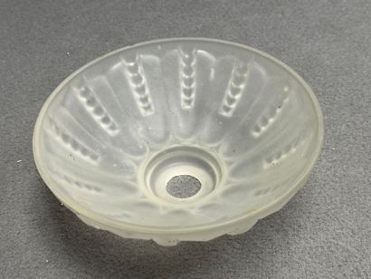 Paire de coupes de lustre en verre. 
D. :19,5...