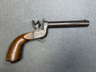Pistolet à poudre. XIX°
L. :24 cm.
