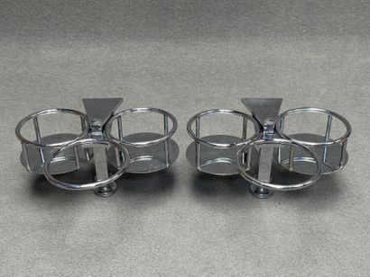 Paire de supports à verres d'angle de table...