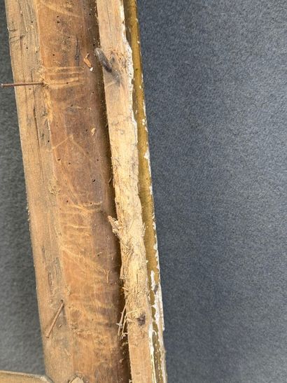 Cadre en bois et stuc doré. 
Dim. intérieur:...