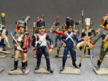 Collection de 40 soldats de plomb modernes,...