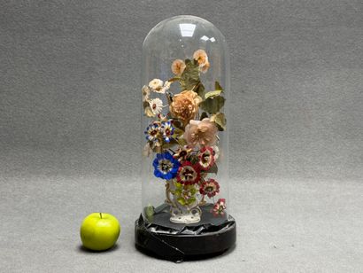 Bouquet de mariée sous globe, sur socle en...