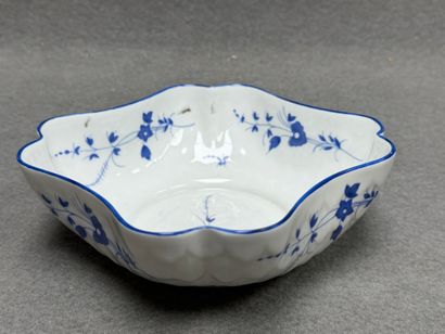 Bernardaud à Limoges.
Coupe creuse carré...