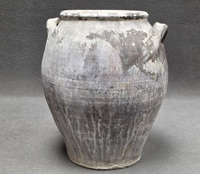 Jarre en terre cuite .XIX°
40 cm
fêle