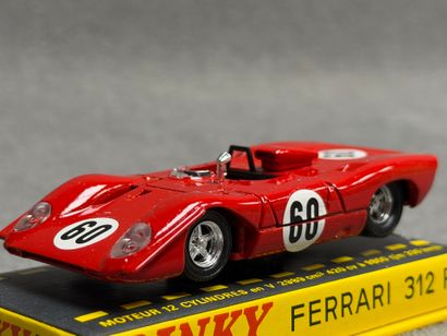 Dinky Toys 1/43°
-Alfa Romeo 33 tipo le Mans....