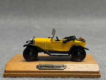Citroen 5 HP Torpedo. 
1/43° réduction peinte...