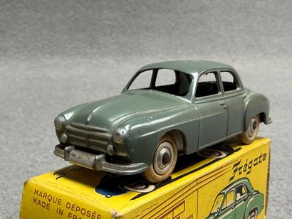 CIJ France. 1/43°
-Frégate. 
-Panhard 54....
