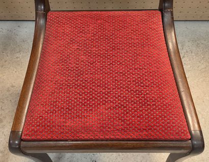 Paire de chaises dossier barrettes en acajou
H:...