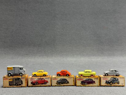 NOREV. 1/86°
-Renault Dauphine. 
-Renault...