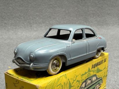 CIJ France. 1/43°
-Frégate. 
-Panhard 54....