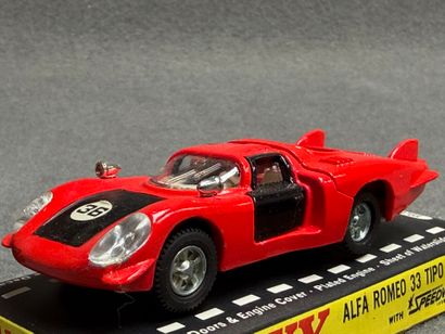 Dinky Toys 1/43°
-Alfa Romeo 33 tipo le Mans....