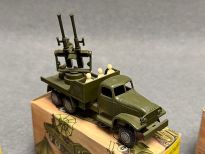 FRANCE JOUETS. 
Six camions militaire:
Radar,...