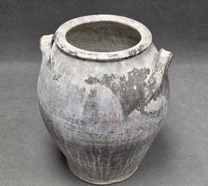 Jarre en terre cuite .XIX°
40 cm
fêle
