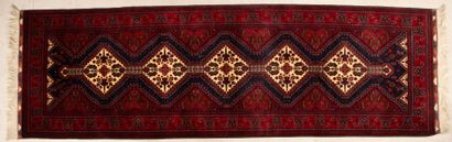 Grand tapis galerie en laine, tissé main.
Afghanistan...