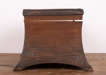 Coffret en bois sculpté à décor de Vénus...