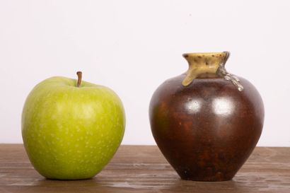 Alexandre BIGOT(1862-1927) 
Vase boule au...