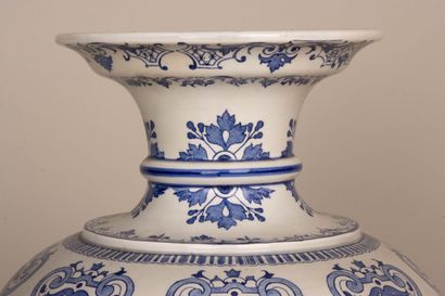 Manufacture de GIEN (1860-1871)
Grand vase...