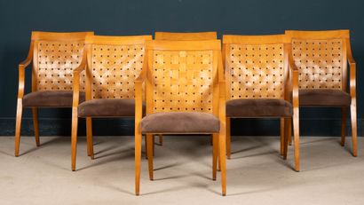Suite of 6 armchairs in woven fruitwood veneer
Modern...