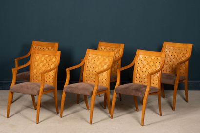 Suite of 6 armchairs in woven fruitwood veneer
Modern...