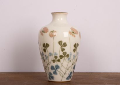 Manufacture Nationale de SÈVRES.
Vase en...