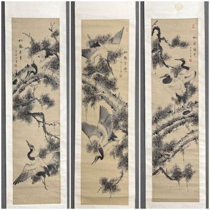 Japon XIX° Ensemble de trois rouleaux Kakemono
-...