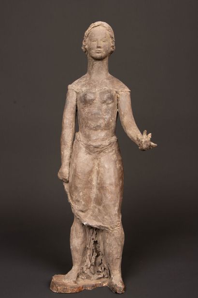 Ecole Française XX°
Jeune femme à l'oiseau.
Sculpture...