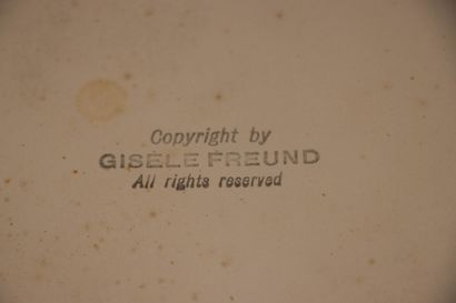 Gisèle FREUND (1908-2000) 
James Joyce à...