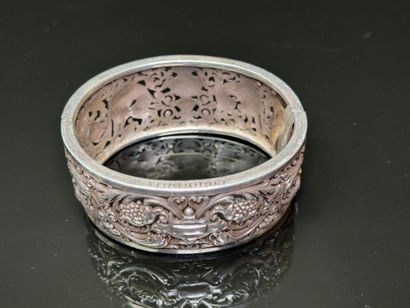 COUQUAUX Joaillier
Bracelet rigide et articulé...