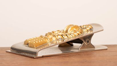 HERMES -Paris
Mail clip in silver-plated...