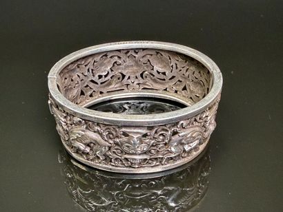 COUQUAUX Joaillier
Bracelet rigide et articulé...