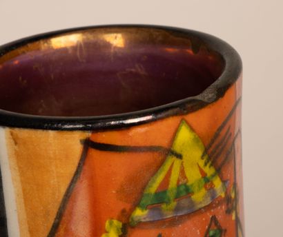 ACCOLAY. 
Vase en céramique à émail polychrome...