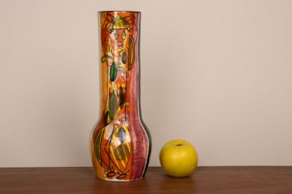 ACCOLAY. 
Vase en céramique à émail polychrome...