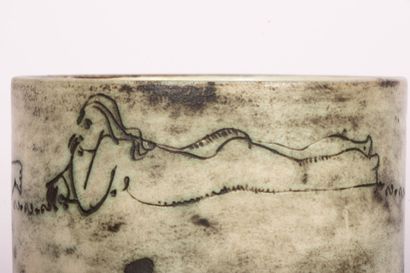 Jacques BLIN (1920-1995) : 
Pot rouleau en...