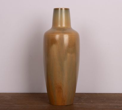 Manufacture Nationale de SÈVRES.
Vase en...