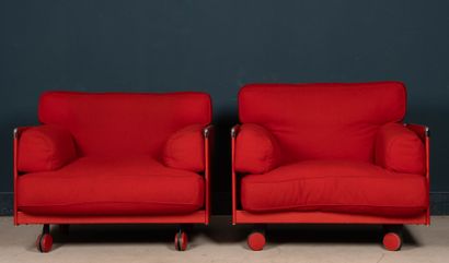 POLTRONA FRAU - 
Paire de fauteuils en cuir...