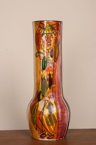 ACCOLAY. 
Vase en céramique à émail polychrome...