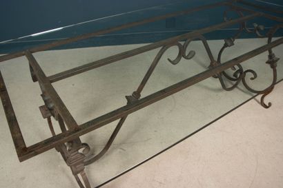 Grande table de salle à manger, piètement...