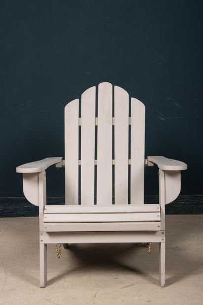 Ensemble de six grands fauteuils de jardin...