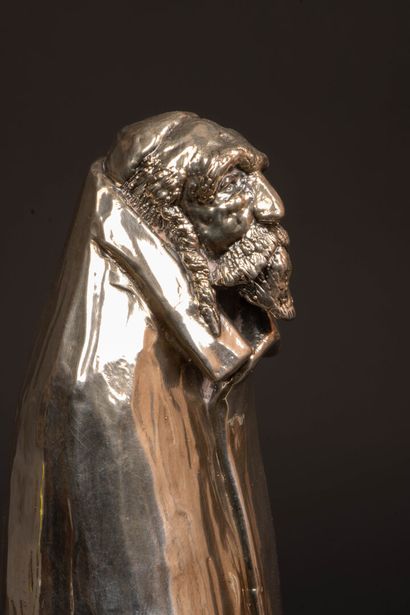 Sculpture de Rabbin
Statuette en argent fourré...