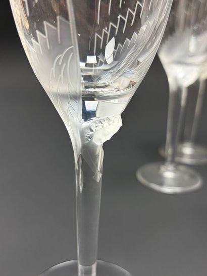 LALIQUE modèle Ange
Suite de seize grands...