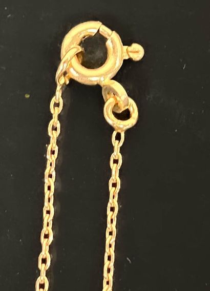 Child's chain in 750°/00 gold, forçat link.
Length:...