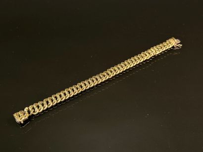 Gourmette bracelet in gold.
750°/00 gold.
L:...