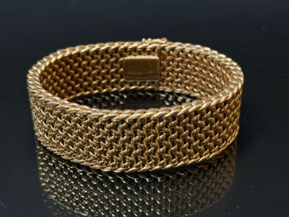 Cuff bracelet in vermeil.
925°/00.
L: 19.5...
