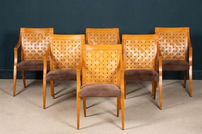 Suite of 6 armchairs in woven fruitwood veneer
Modern...