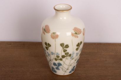 Manufacture Nationale de SÈVRES.
Vase en...