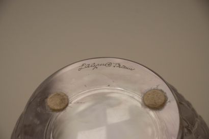 LALIQUE France.
Vase, modèle 
