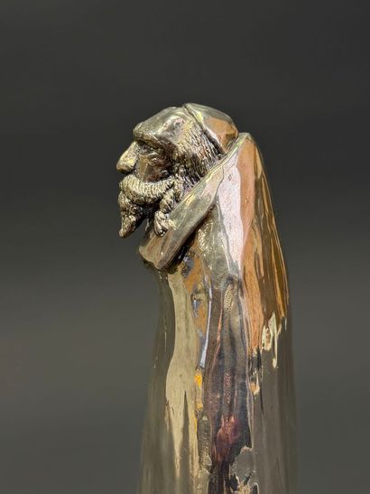 Sculpture de Rabbin
Statuette en argent fourré...