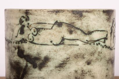 Jacques BLIN (1920-1995) : 
Pot rouleau en...